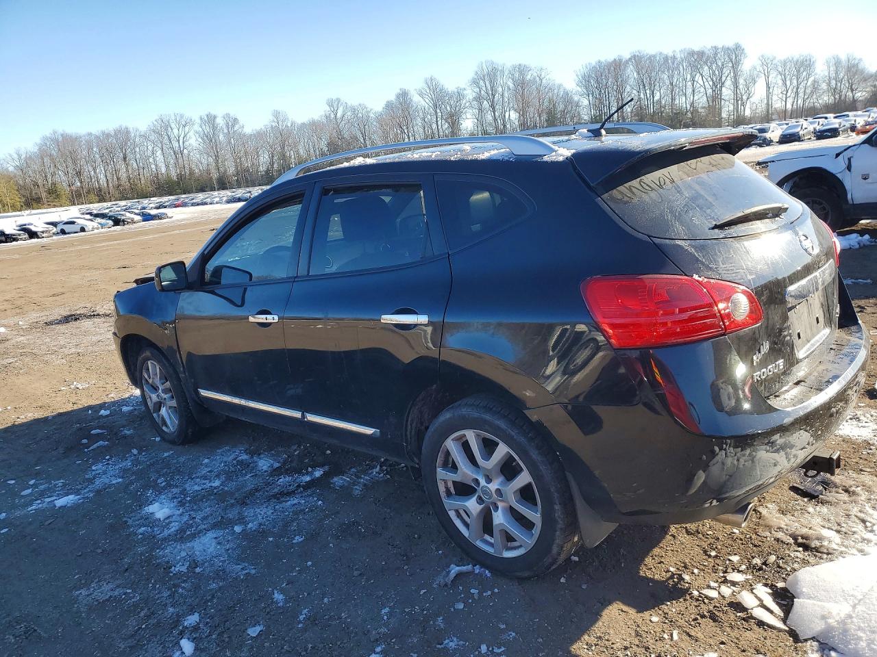 2011 NISSAN ROGUE S photo 3