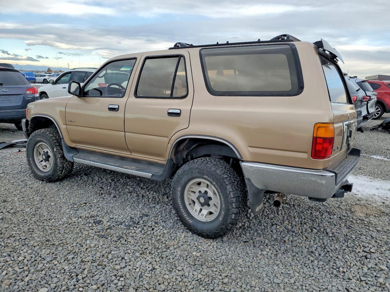 1995 TOYOTA 4RUNNER VN39 SR5 photo 3