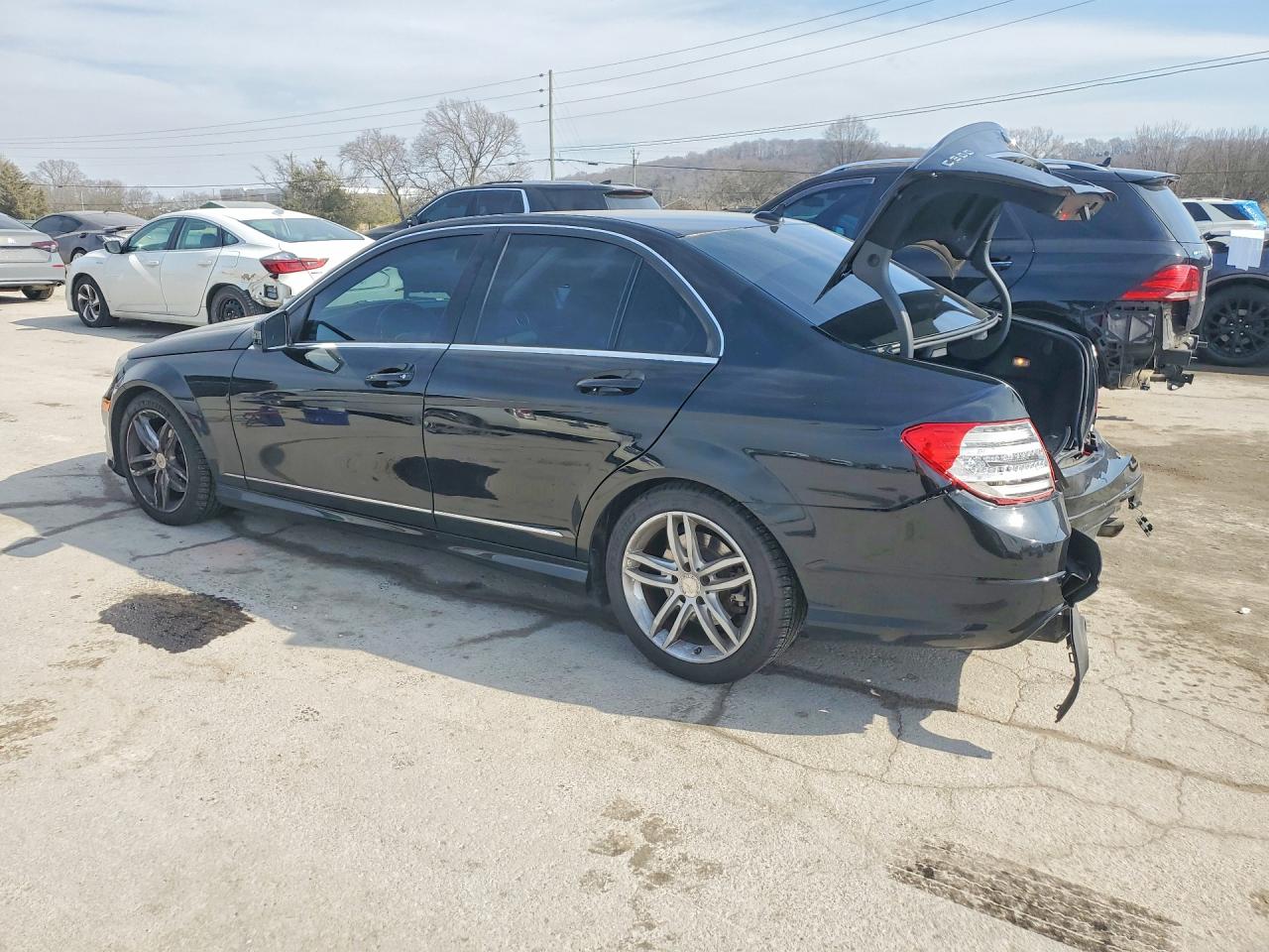 2013 MERCEDES-BENZ C 300 4MATIC photo 2