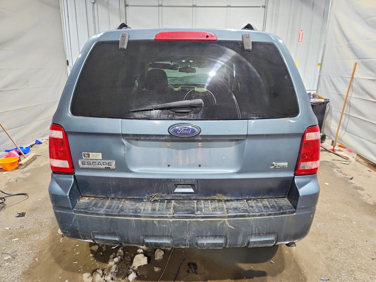2012 FORD ESCAPE photo 11