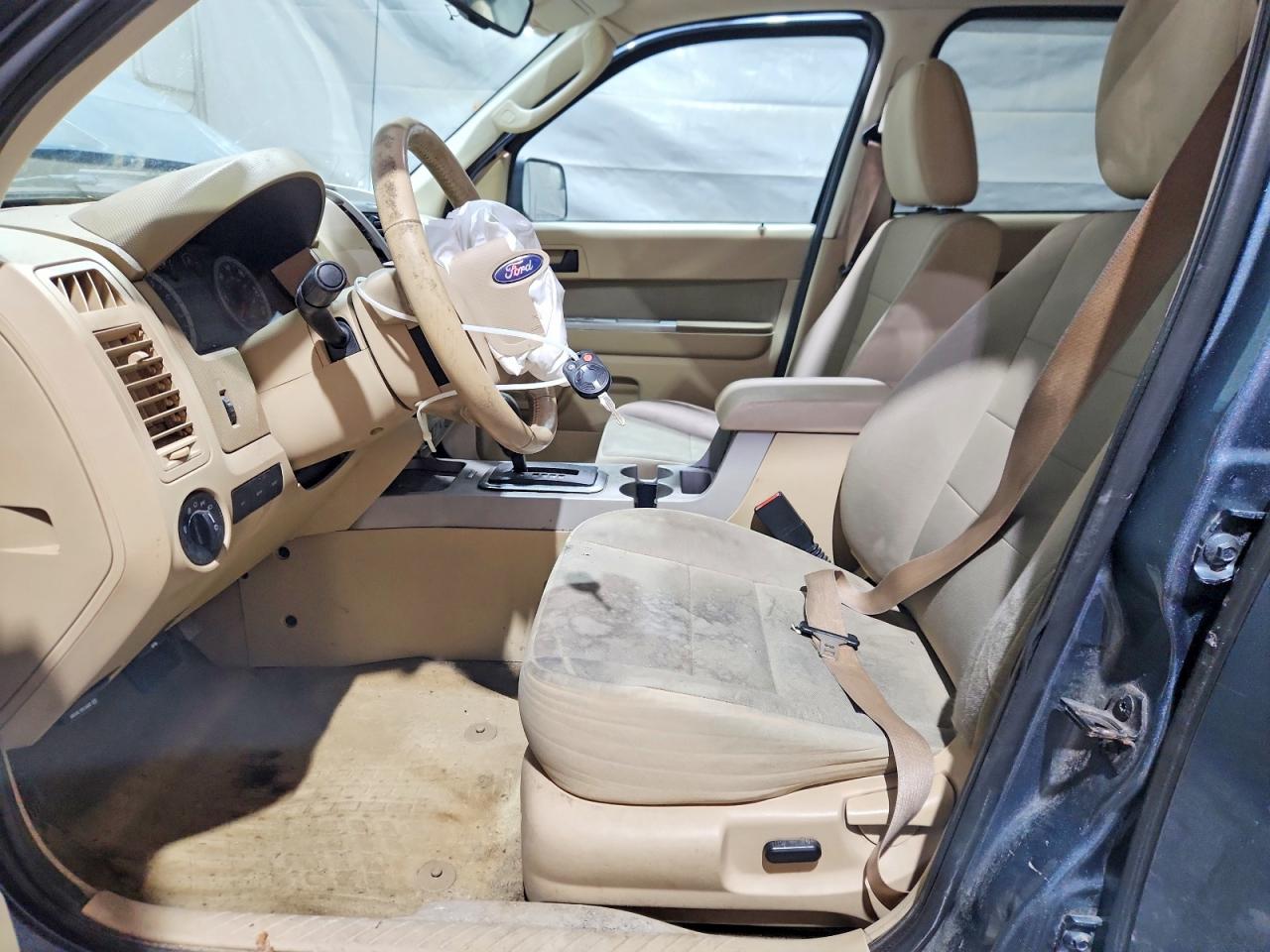 2012 FORD ESCAPE photo 13