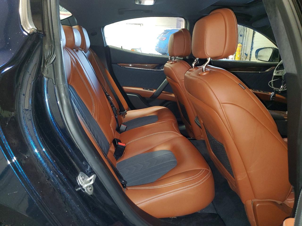 2019 MASERATI GHIBLI S photo 10