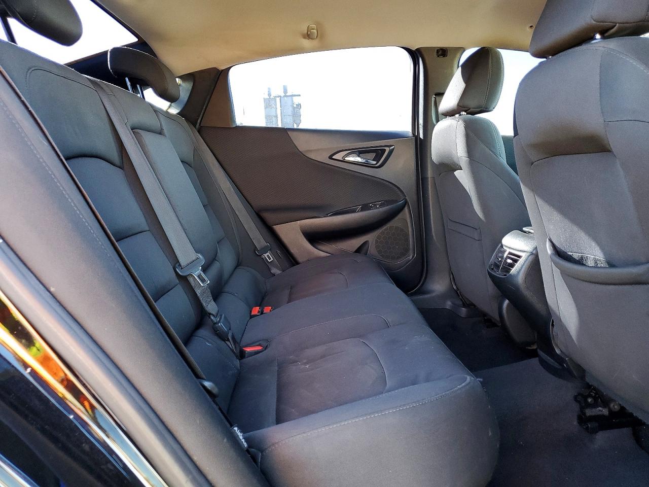 2017 CHEVROLET MALIBU LT photo 10