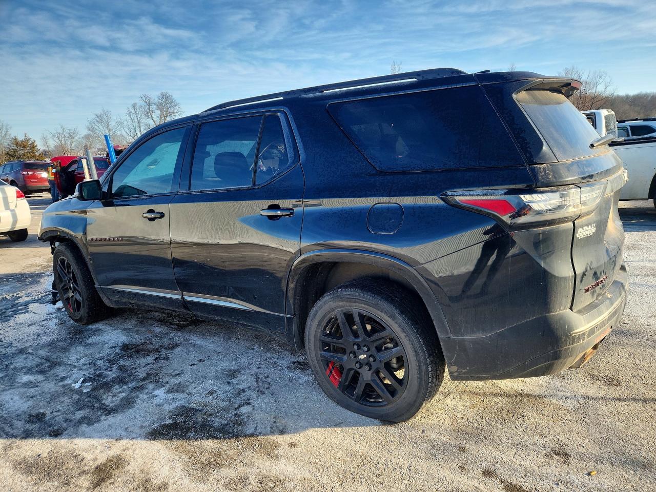 2020 CHEVROLET TRAVERSE PREMIER photo 2