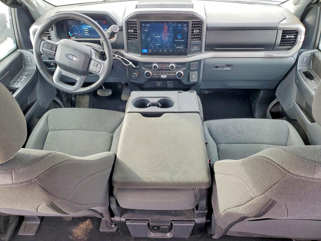 2025 FORD F150 XLT photo 8