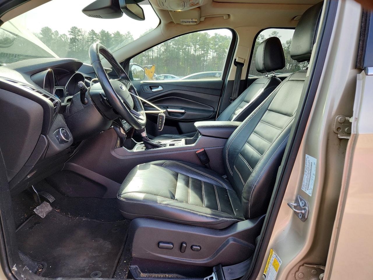 2017 FORD ESCAPE TITANIUM photo 7