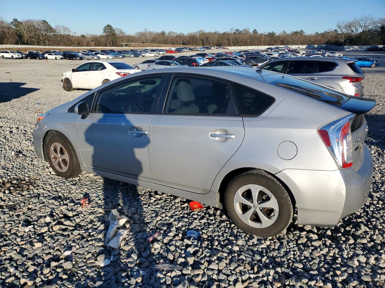 2015 TOYOTA PRIUS photo 2