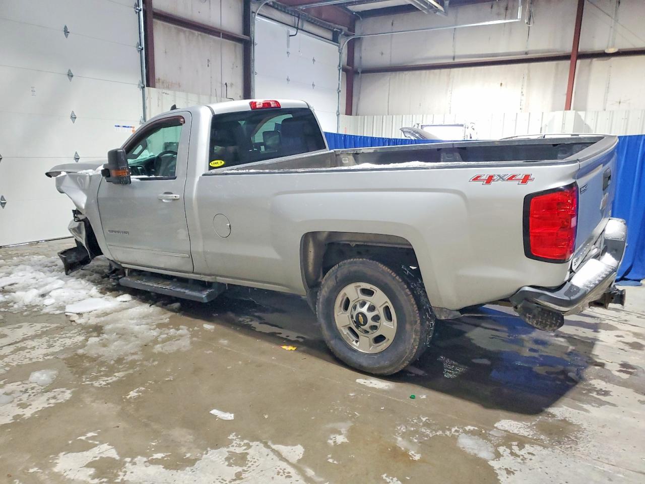 2015 CHEVROLET SILVERADO K2500 HEAVY DUTY LT photo 2