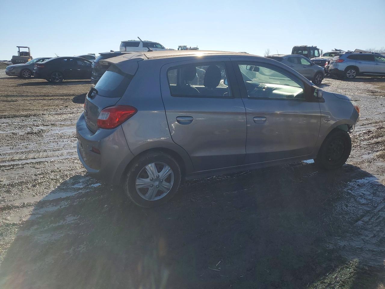 2017 MITSUBISHI MIRAGE ES photo 3