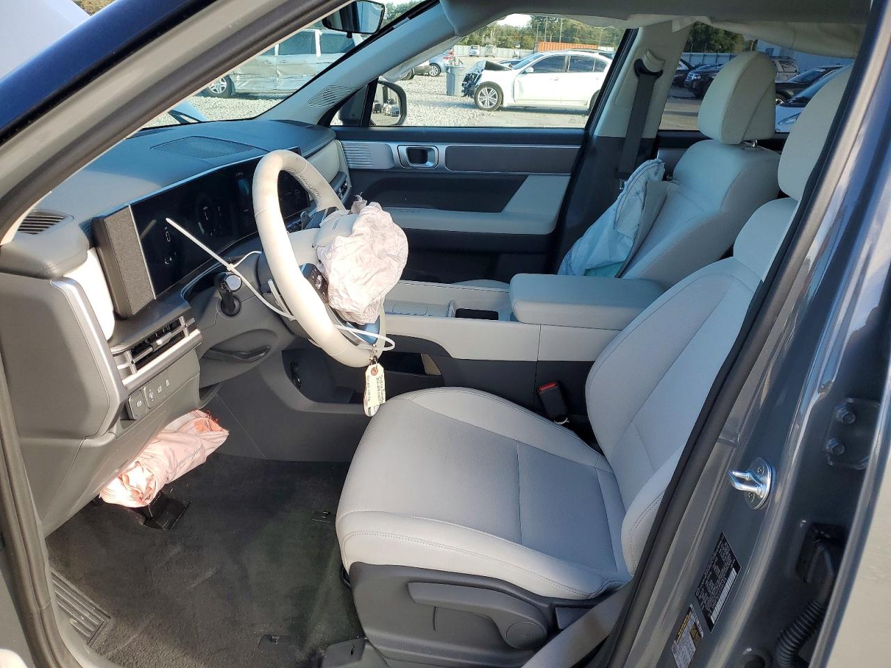 2026 HYUNDAI SANTA FE SE photo 13