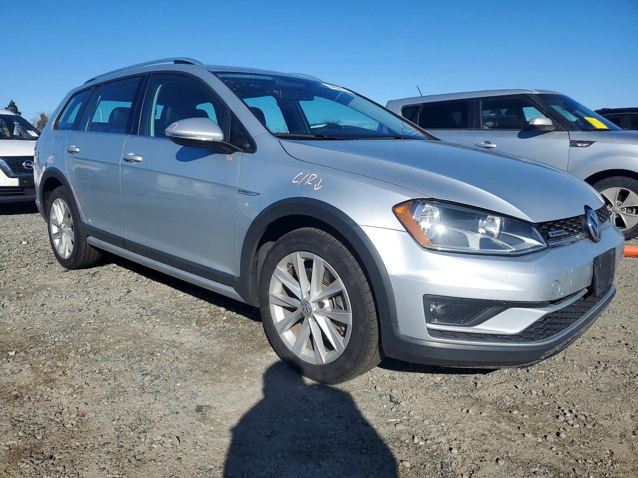 2017 VOLKSWAGEN GOLF ALLTRACK S photo 4