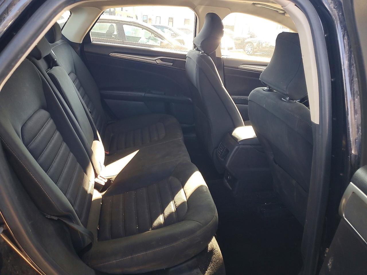 2019 FORD FUSION SE photo 28