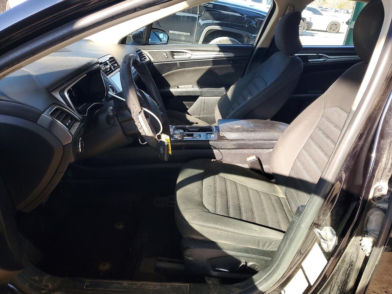 2019 FORD FUSION SE photo 19