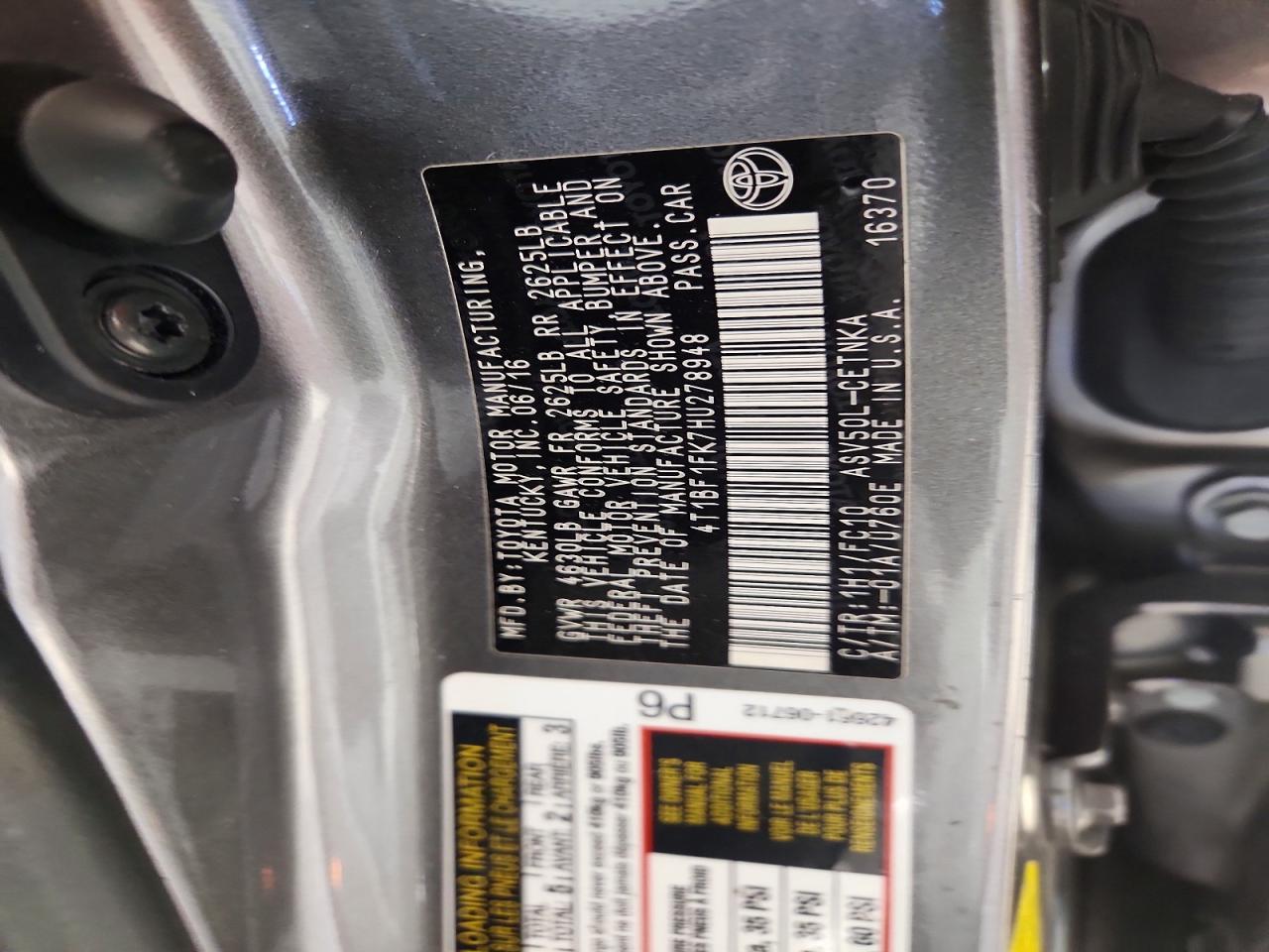 2017 TOYOTA CAMRY LE photo 34