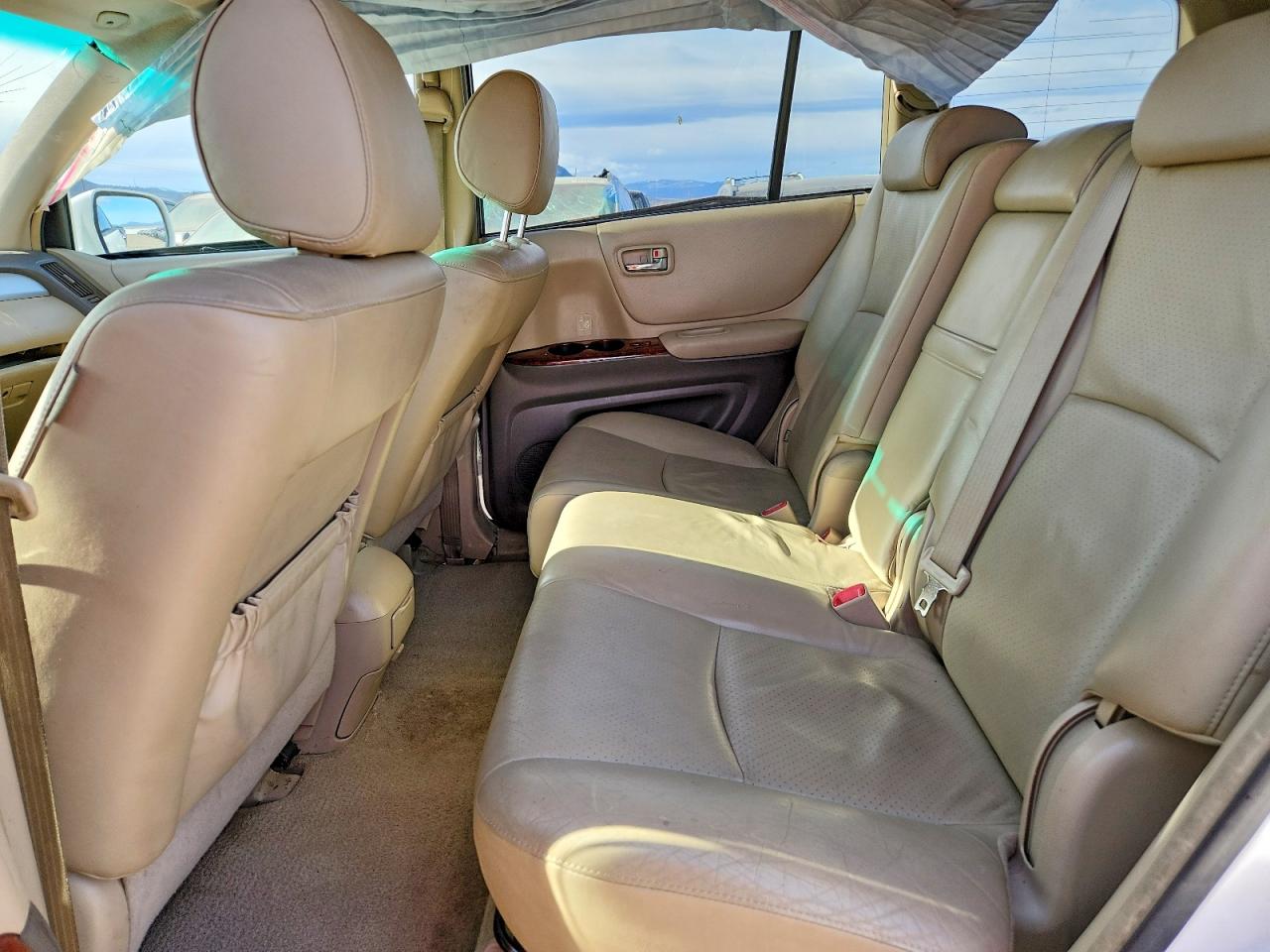 2004 TOYOTA HIGHLANDER photo 11