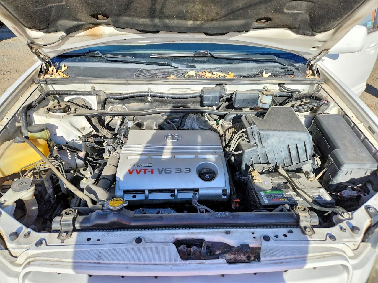 2004 TOYOTA HIGHLANDER photo 12