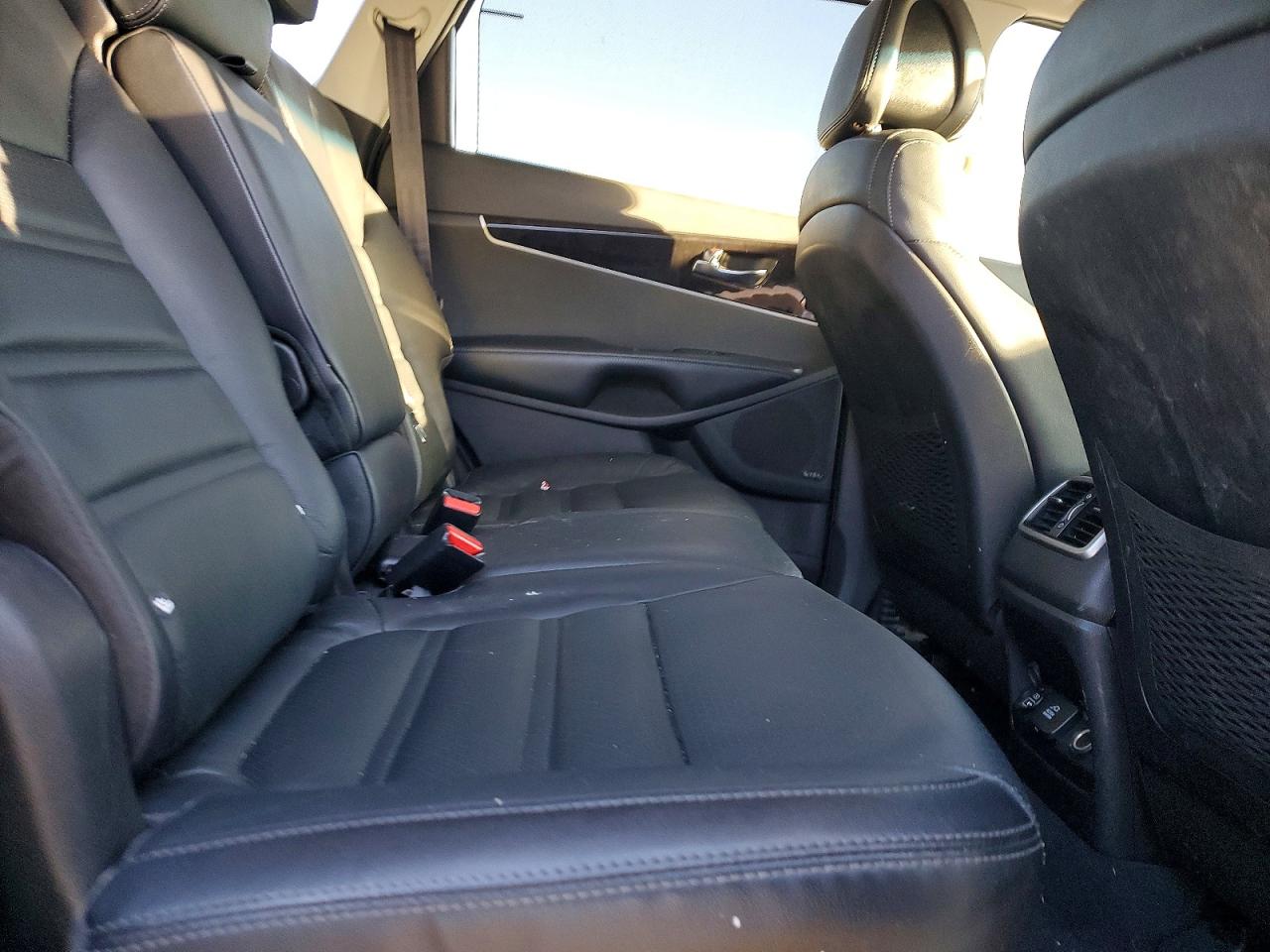 2016 KIA SORENTO EX photo 31
