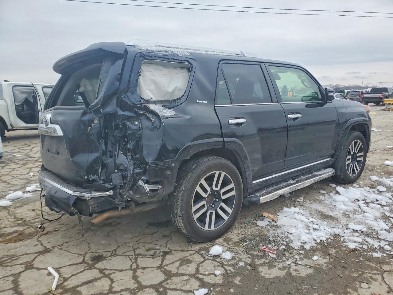 2022 TOYOTA 4RUNNER LIMITED photo 3