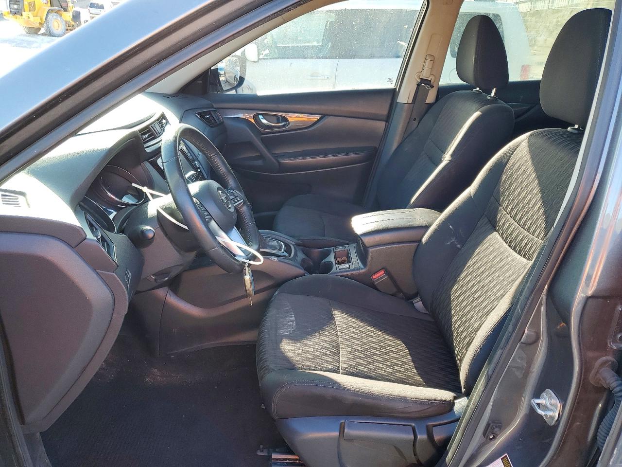 2019 NISSAN ROGUE photo 13