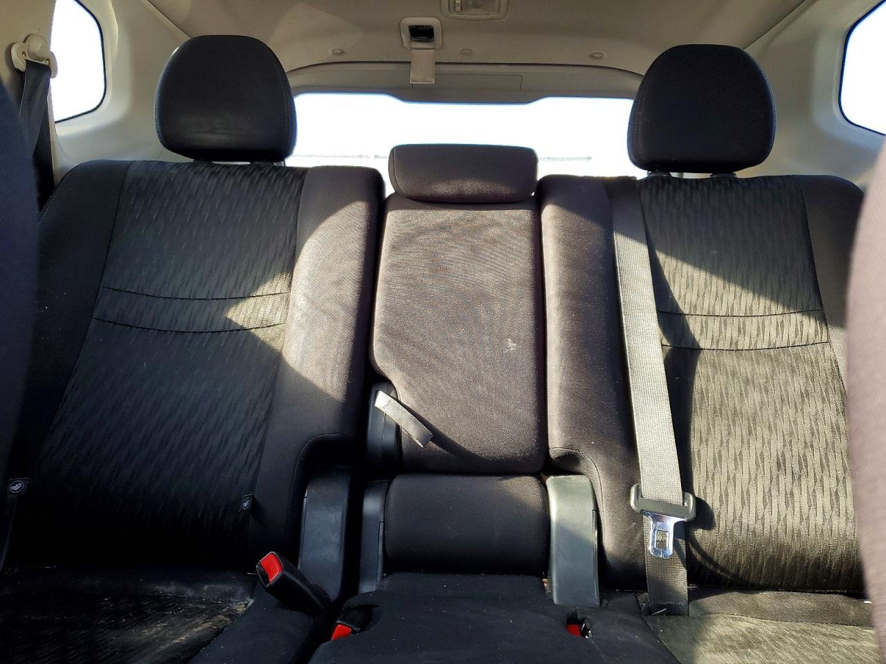 2019 NISSAN ROGUE photo 19