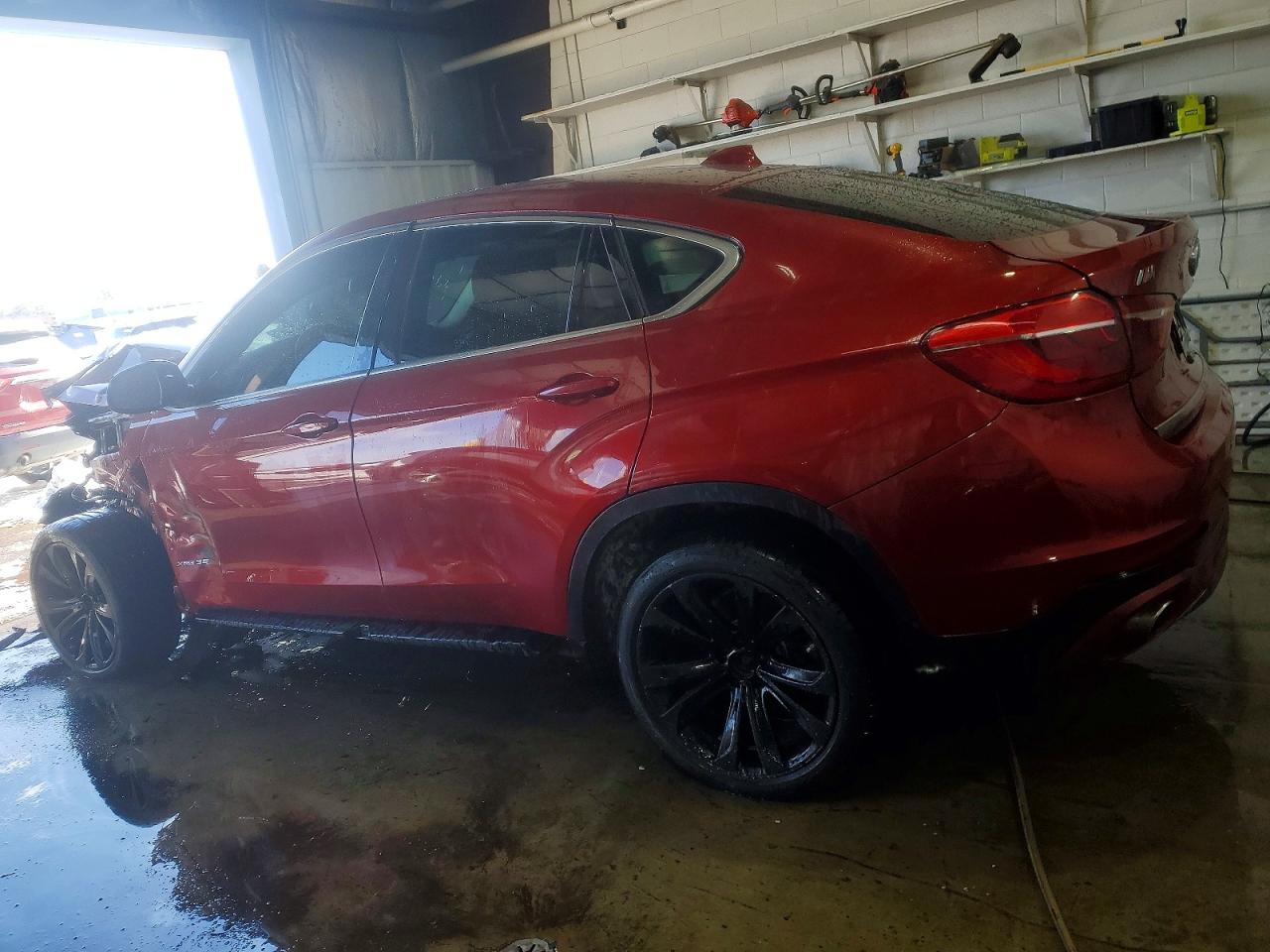 2016 BMW X6 XDRIVE35I photo 4