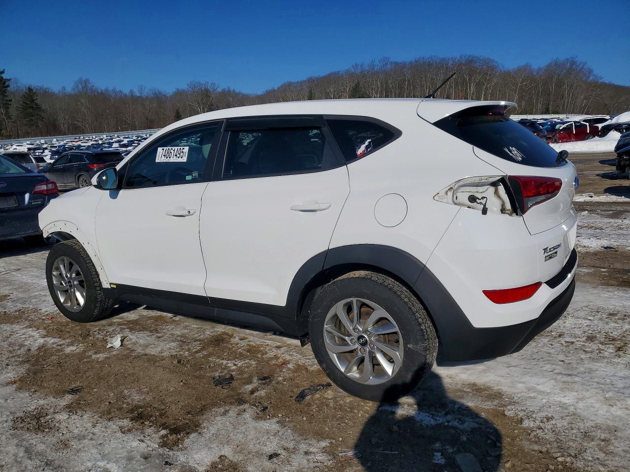 2018 HYUNDAI TUCSON SE photo 4
