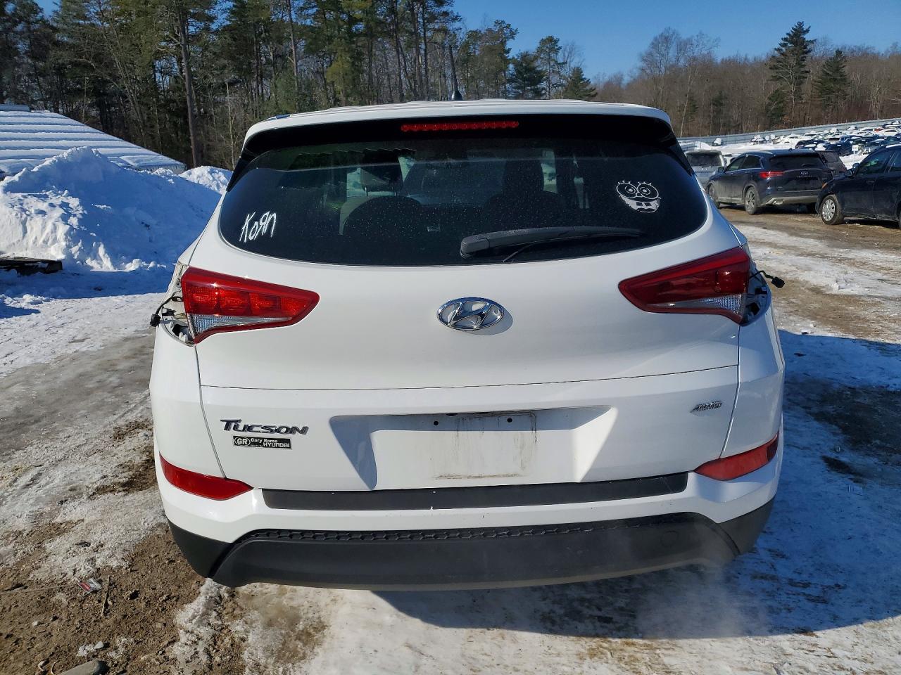 2018 HYUNDAI TUCSON SE photo 16