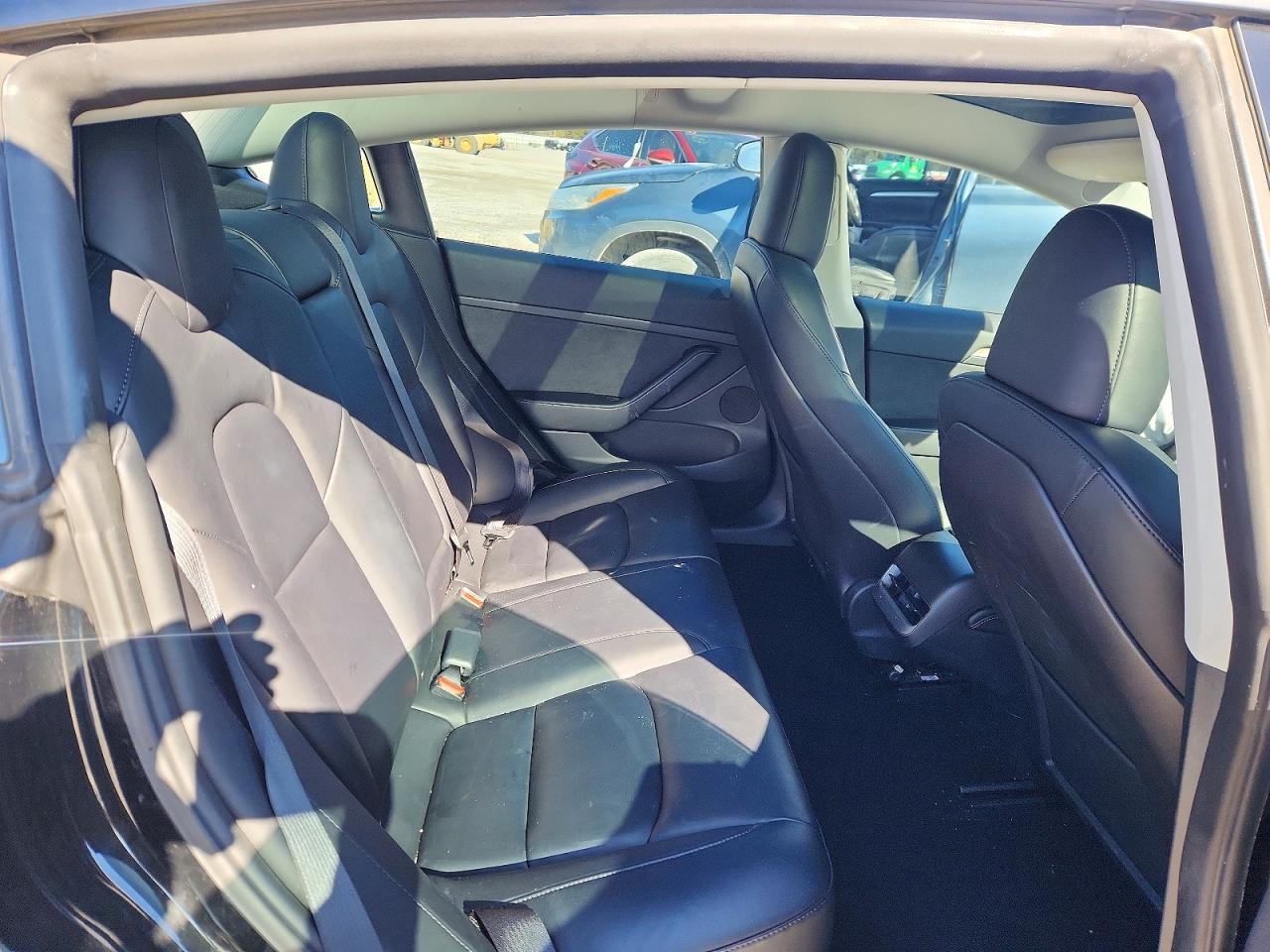 2023 TESLA MODEL 3 photo 19