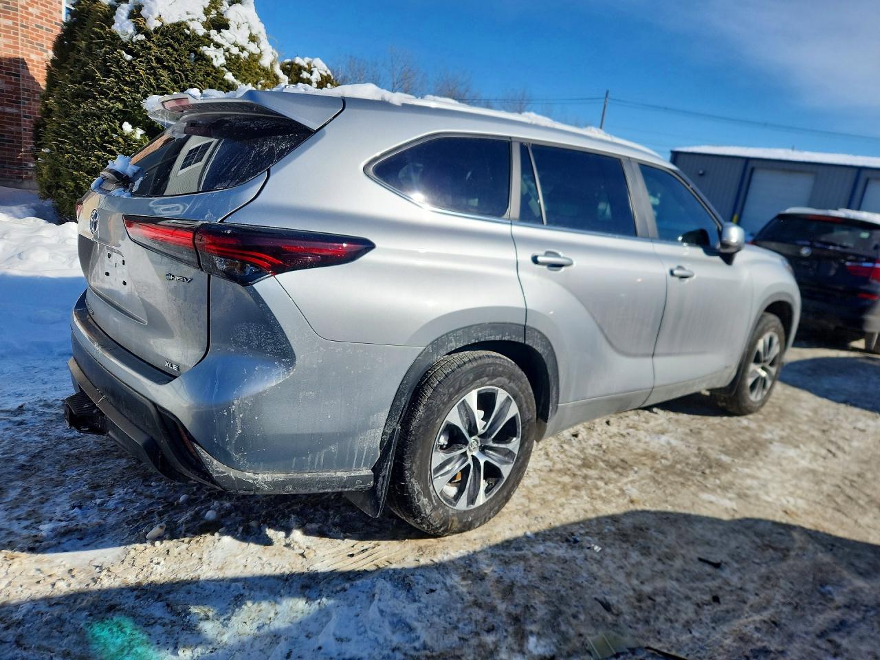 2025 TOYOTA HIGHLANDER HYBRID XLE photo 5