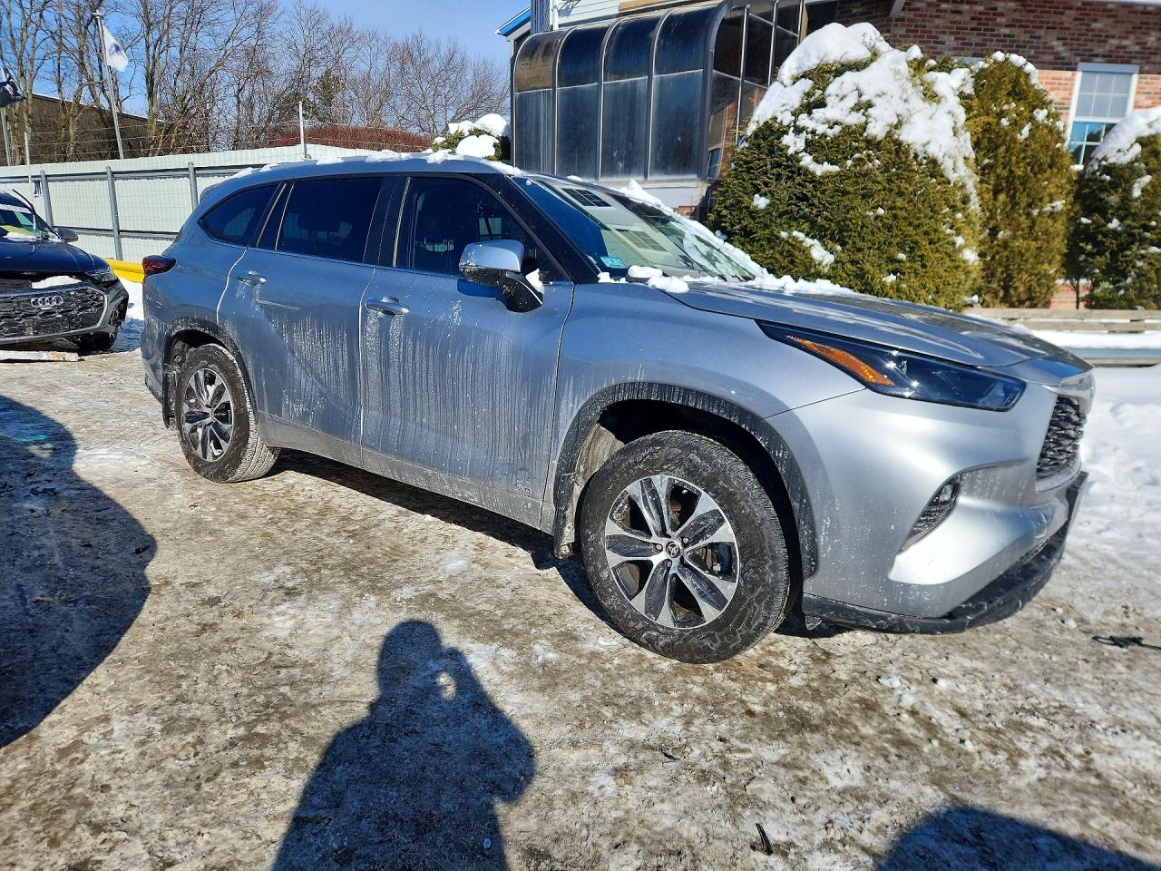 2025 TOYOTA HIGHLANDER HYBRID XLE photo 7