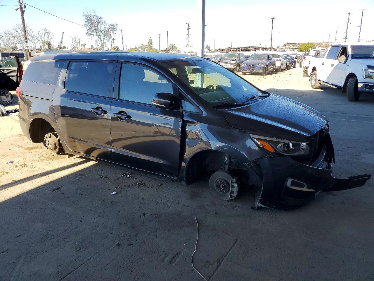 2021 KIA SEDONA LX photo 4