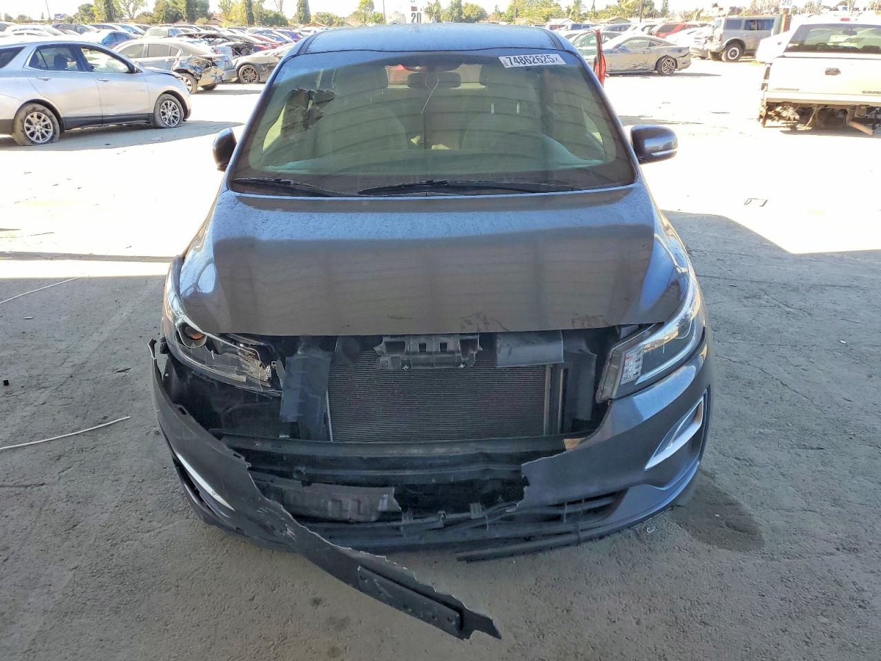 2021 KIA SEDONA LX photo 5