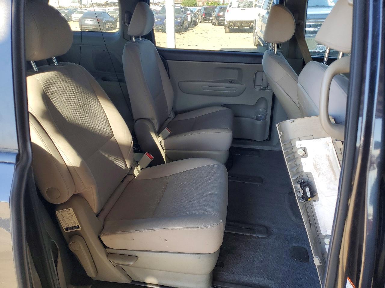 2021 KIA SEDONA LX photo 11