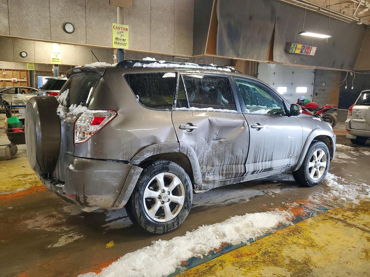 2010 TOYOTA RAV4 LIMITED photo 5