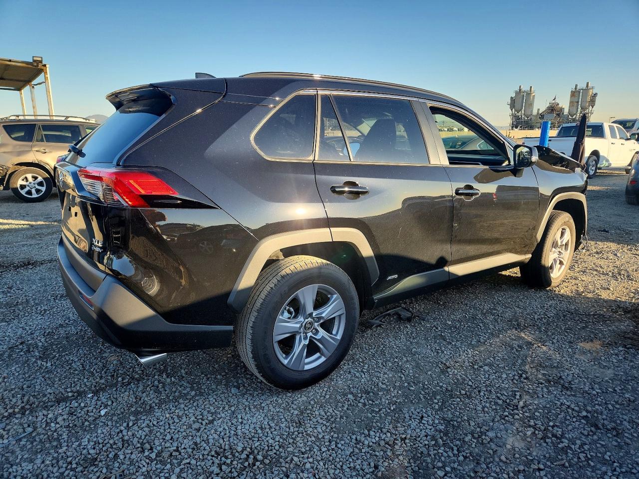 2025 TOYOTA RAV4 photo 3