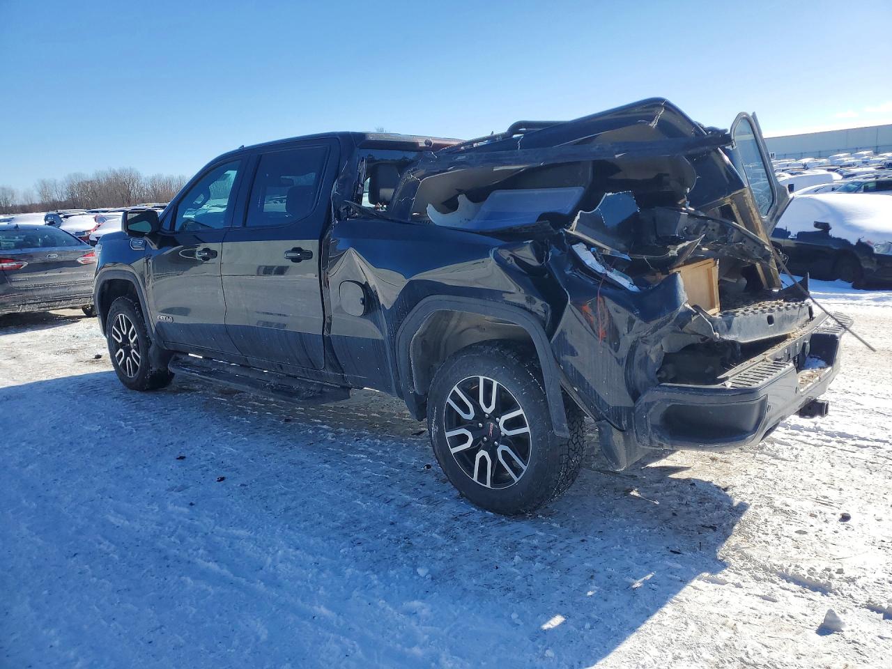 2020 GMC SIERRA K1500 AT4 photo 2