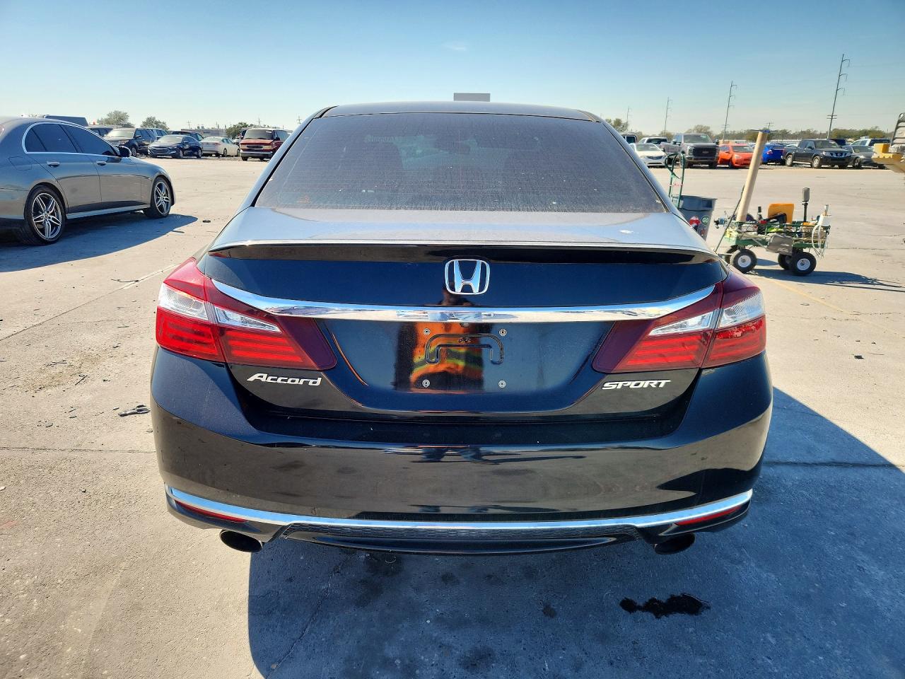 2017 HONDA ACCORD SPORT photo 11