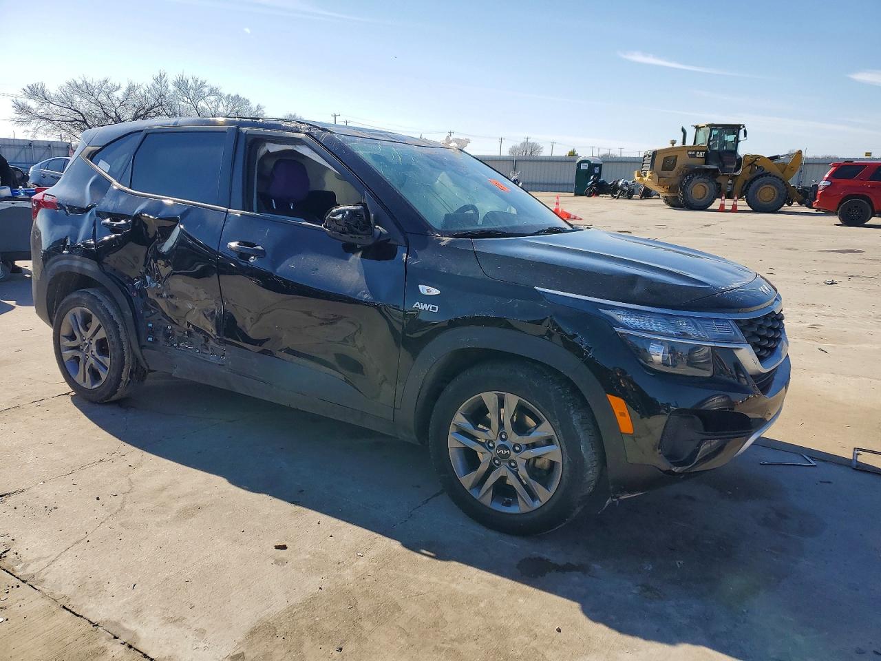 2023 KIA SELTOS LX photo 7