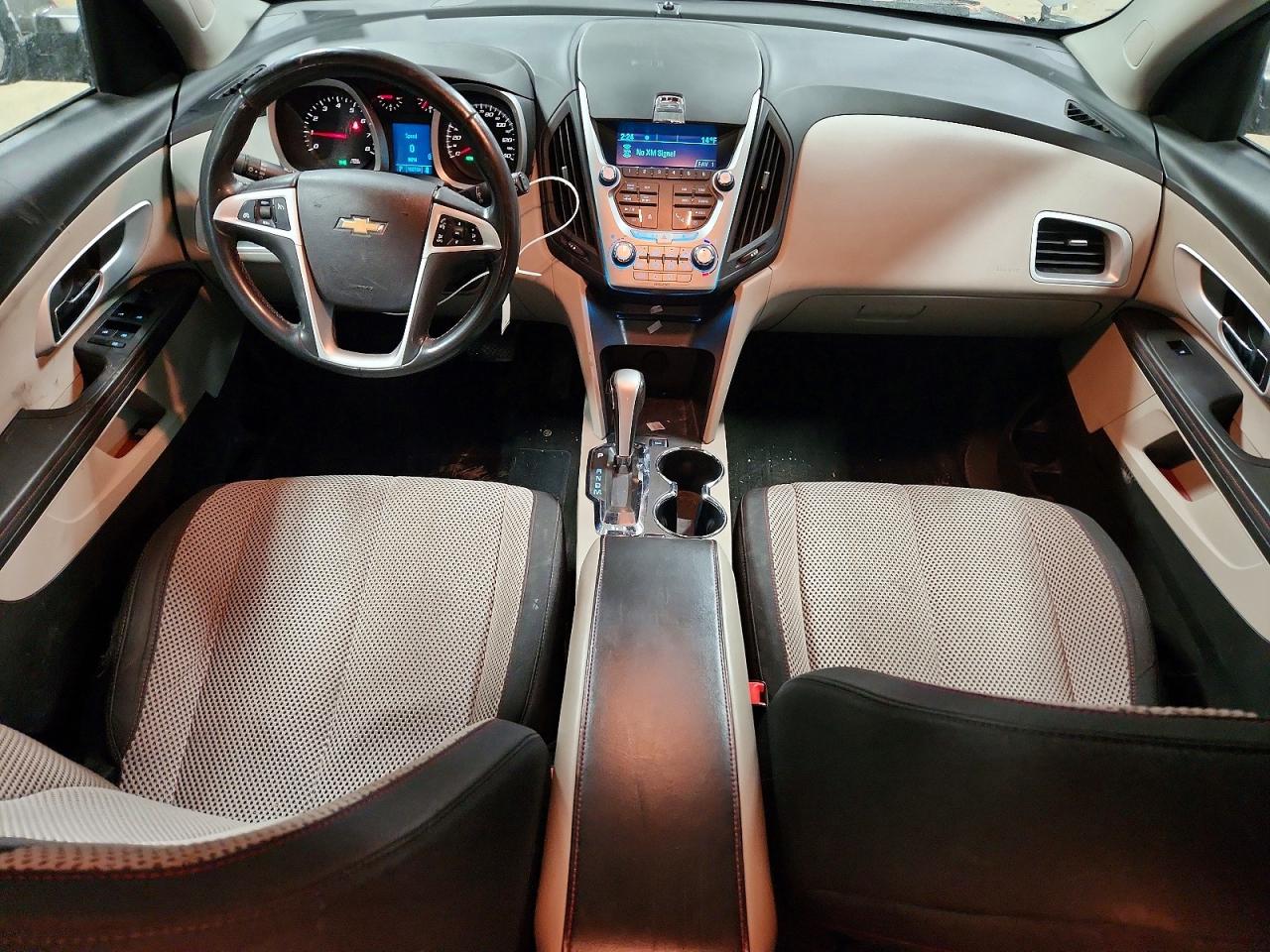 2010 CHEVROLET EQUINOX LT photo 8
