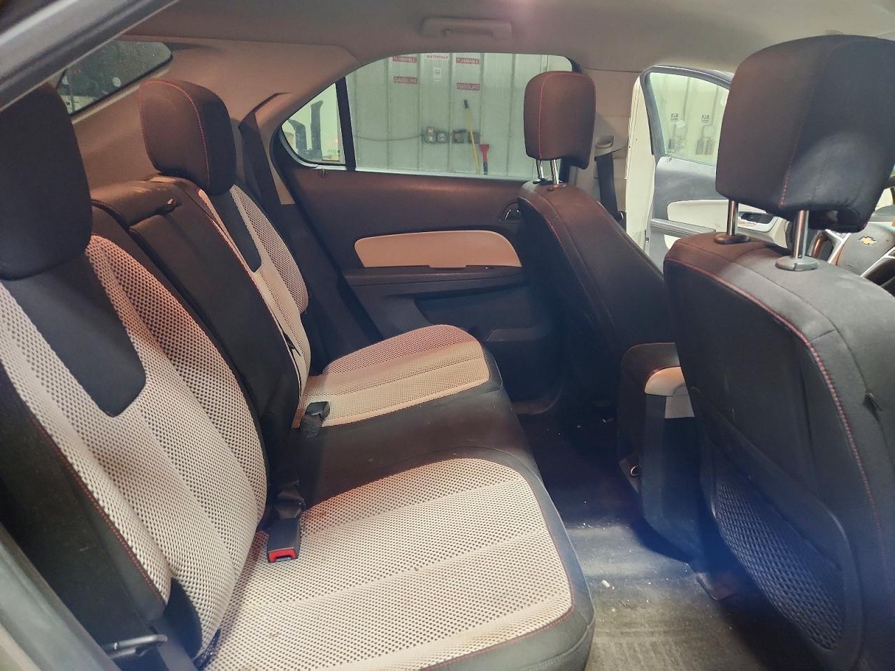 2010 CHEVROLET EQUINOX LT photo 11