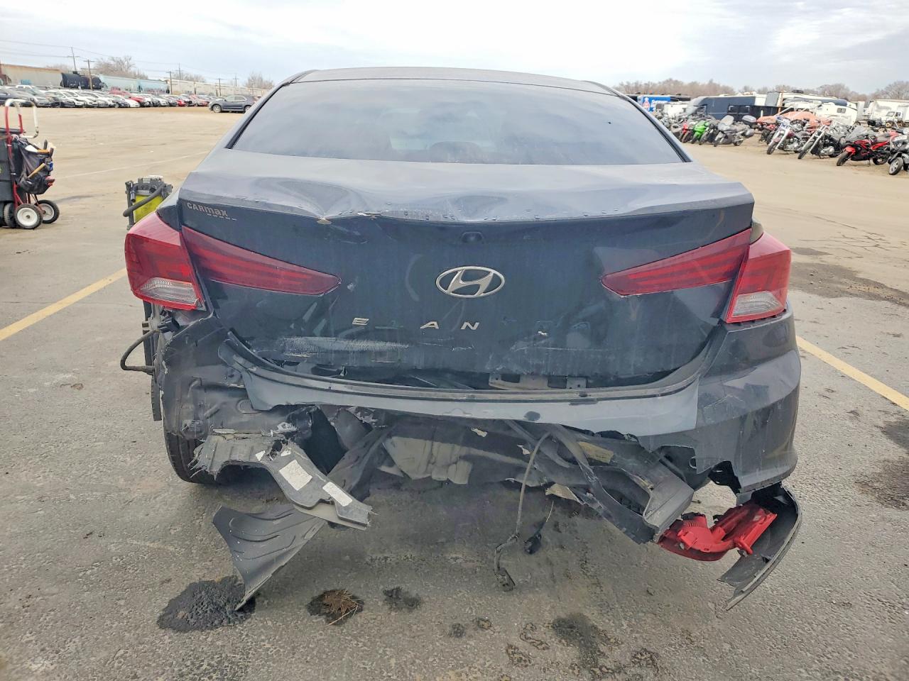 2020 HYUNDAI ELANTRA photo 6