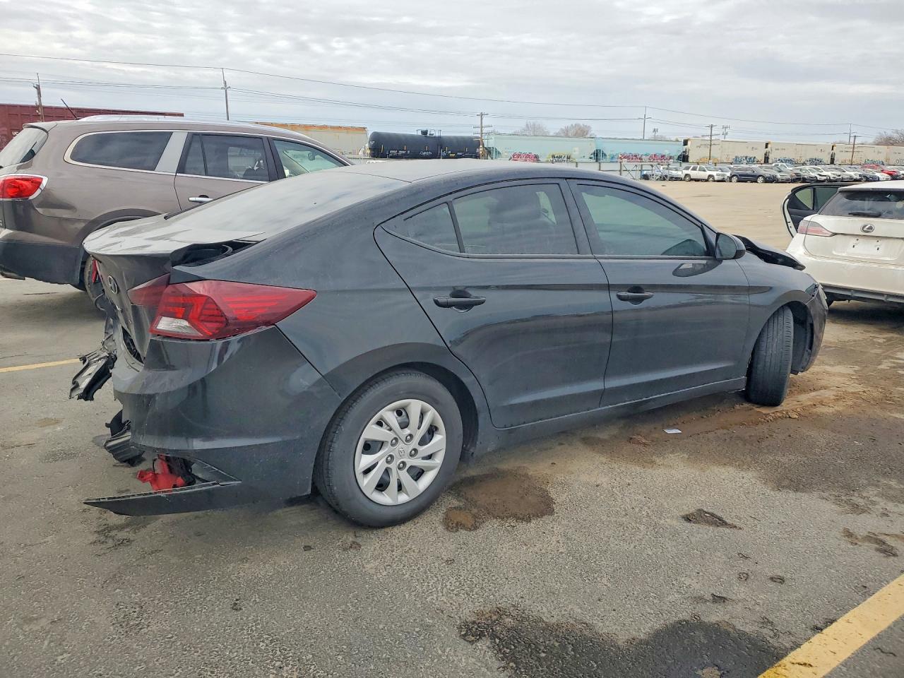 2020 HYUNDAI ELANTRA photo 3