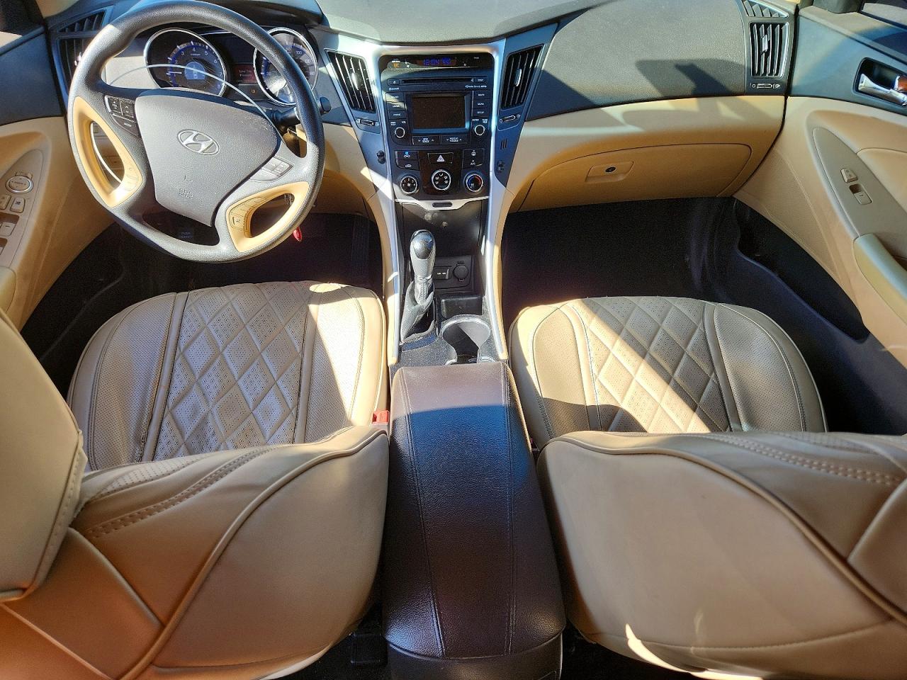 2014 HYUNDAI SONATA GLS photo 15