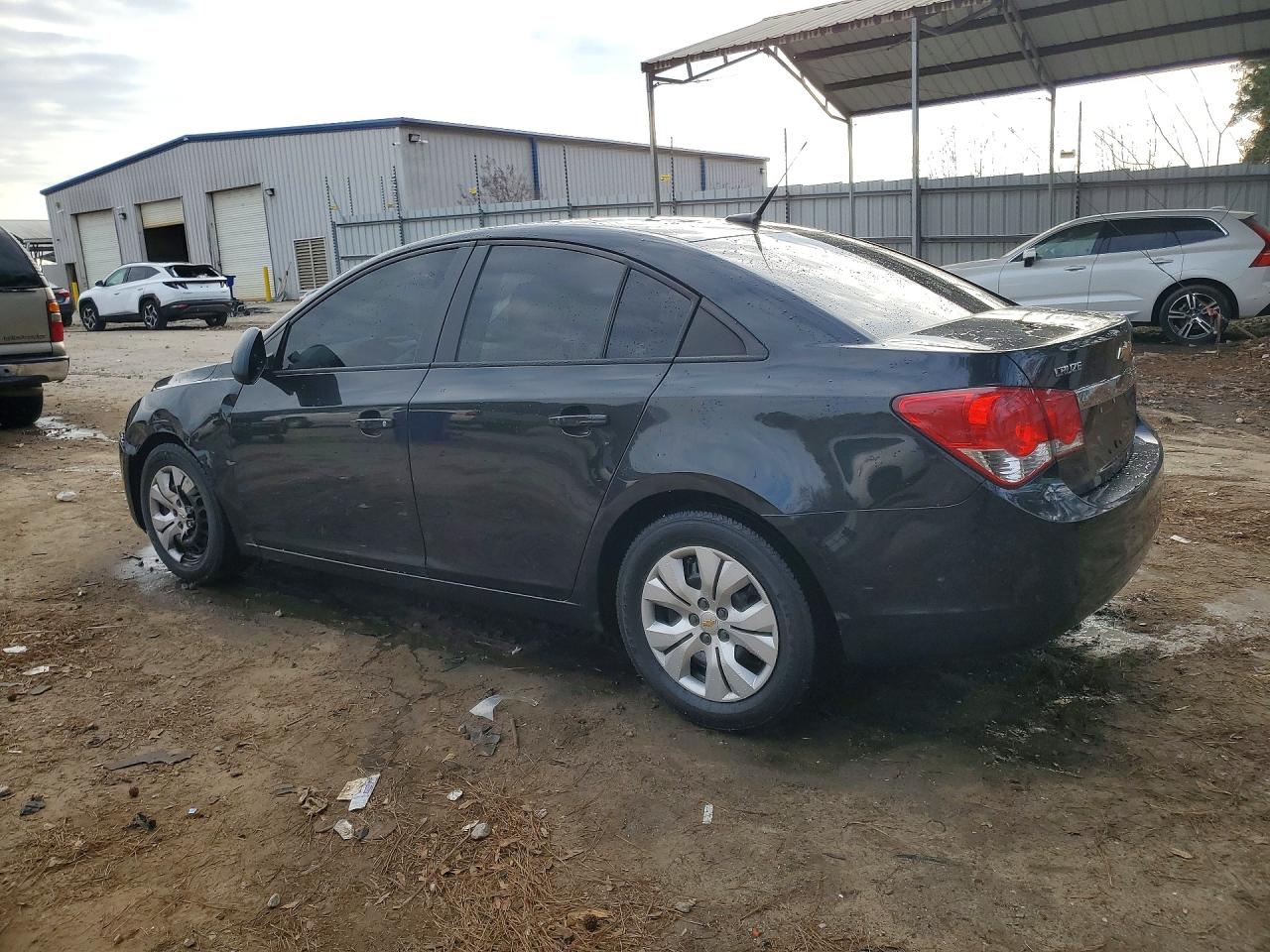 2014 CHEVROLET CRUZE LS photo 3