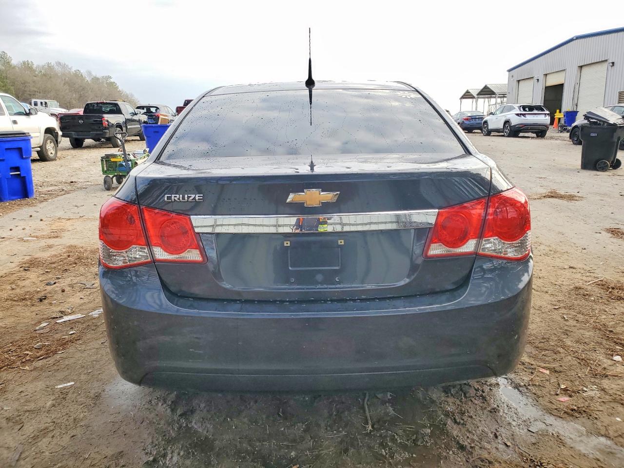 2014 CHEVROLET CRUZE LS photo 11