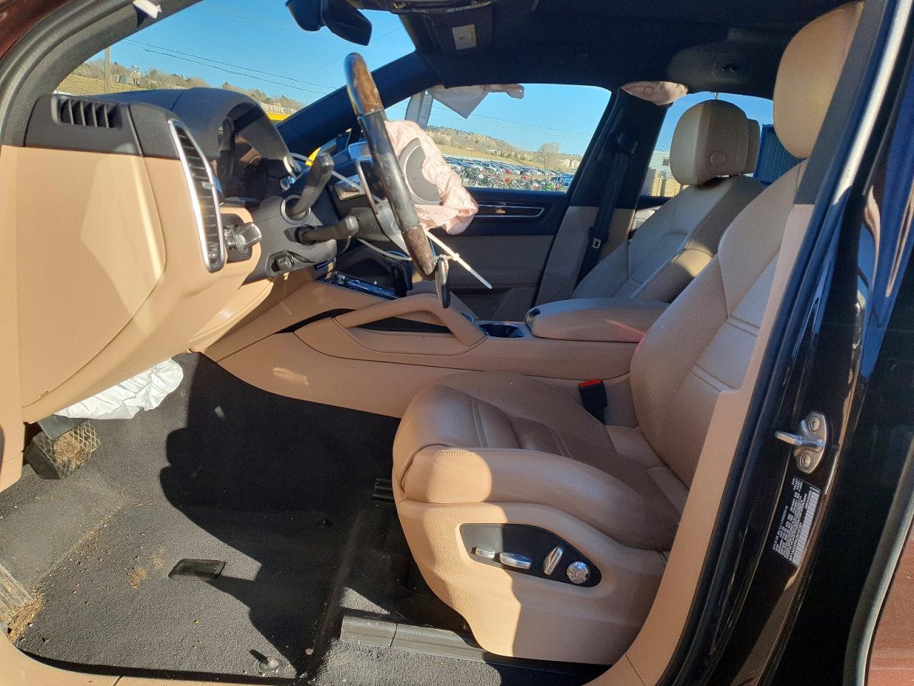 2020 PORSCHE CAYENNE photo 19
