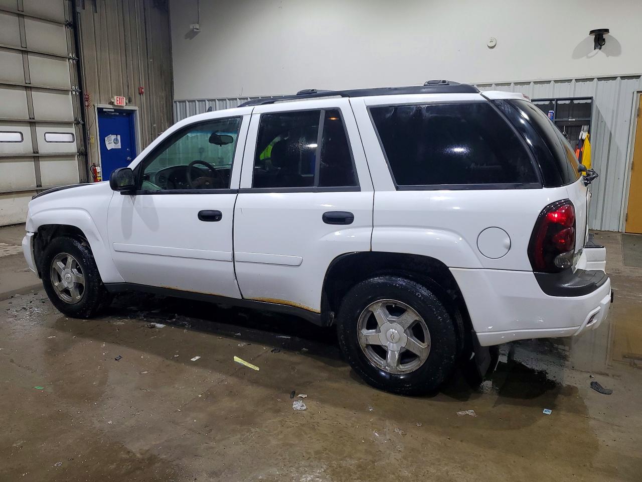 2006 CHEVROLET TRAILBLAZER LS photo 2