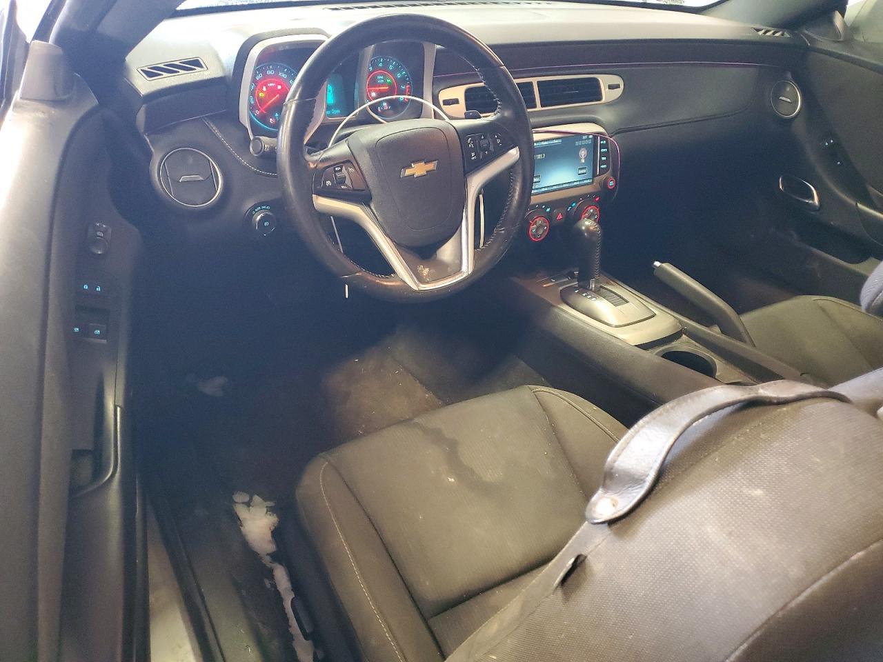 2015 CHEVROLET CAMARO LT photo 15