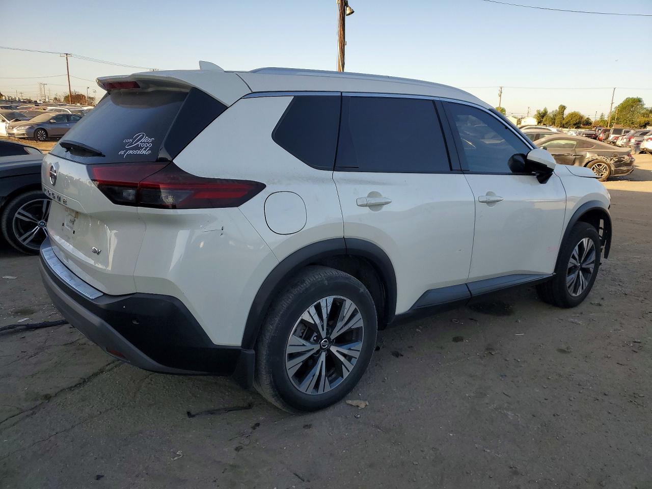 2021 NISSAN ROGUE SV photo 7