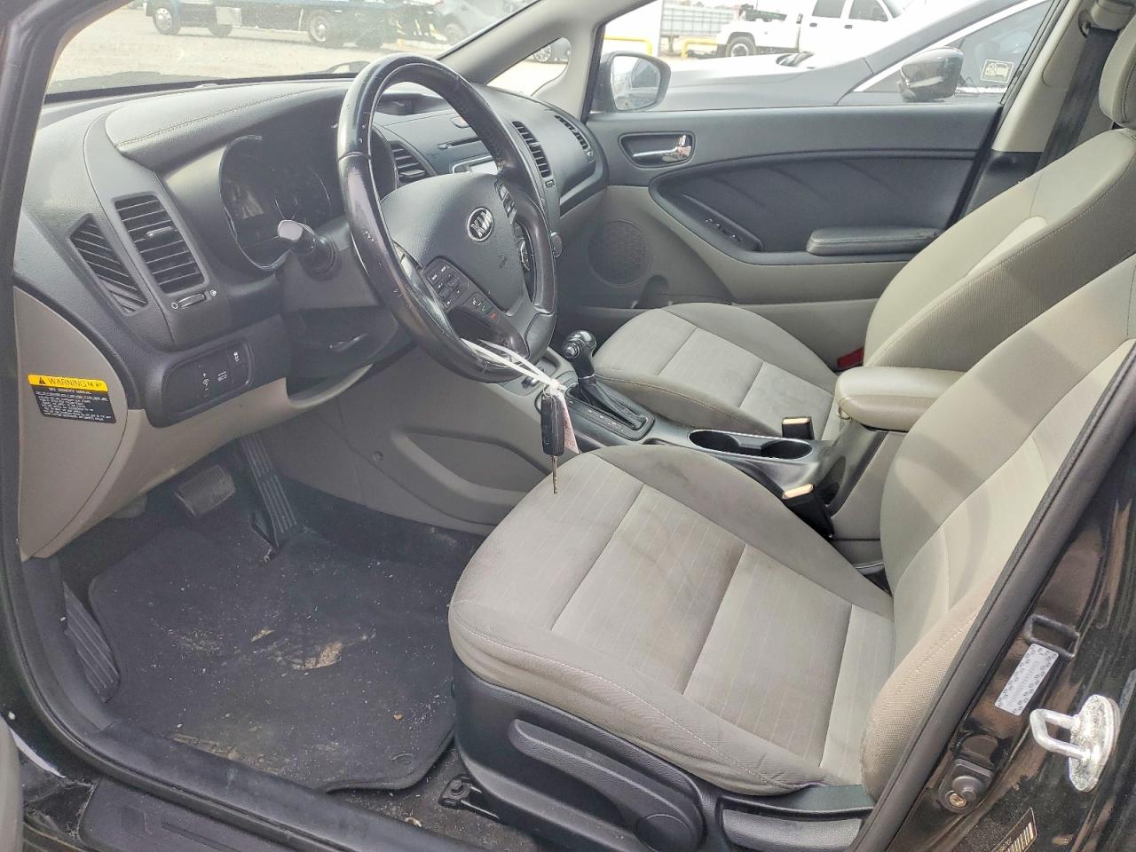 2014 KIA FORTE EX photo 7